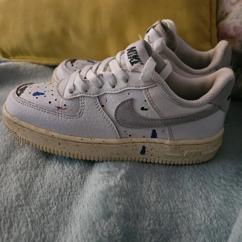 Nike Paint Splatter and White Sneakers Classic Design